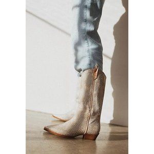 Free People We The Free Montage Tall Leather Boots White Croc Size 38 7.5